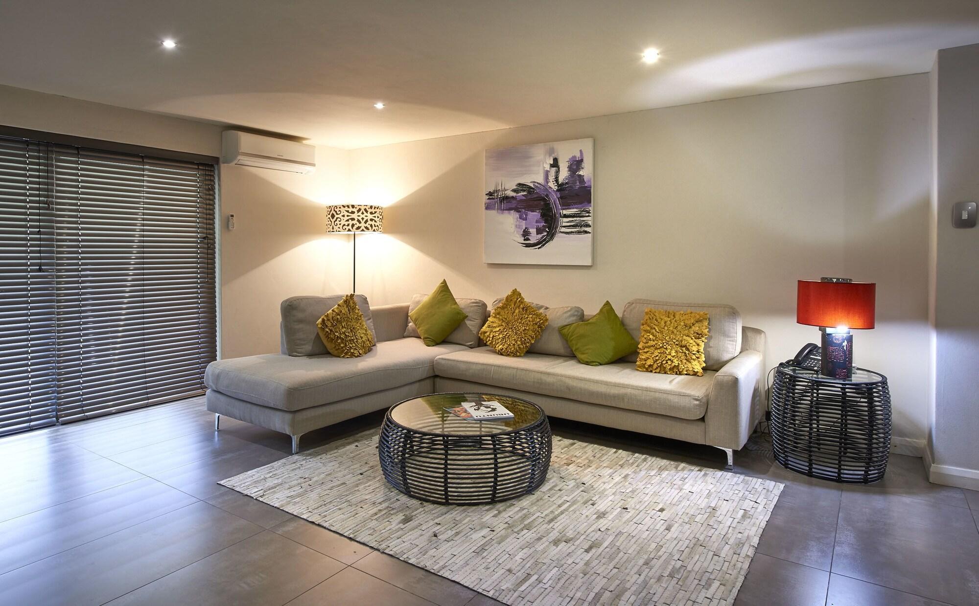 Dynasty Forest Sandown Self Catering Hotel Joanesburgo